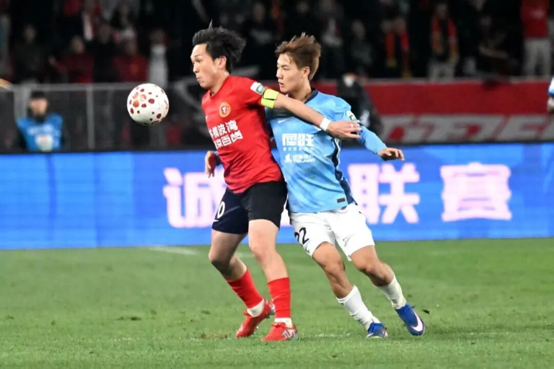 大连英博队赢下“辽宁德比”