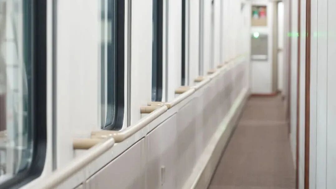 即将首发，全列卧铺+独立卫浴