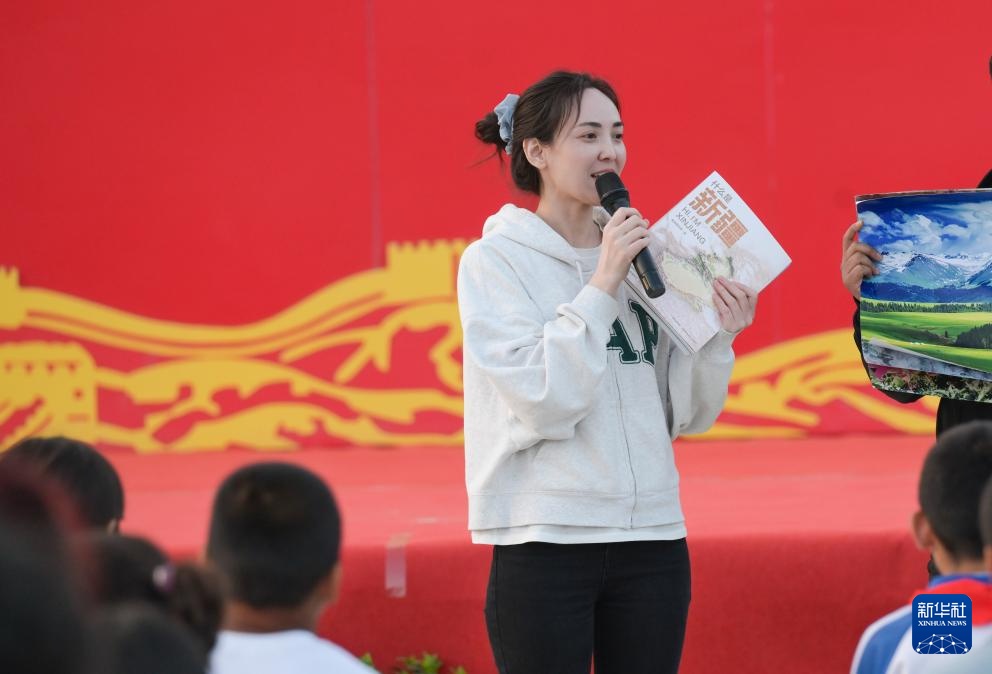 新疆新和：书香润南疆 阅读沁人心