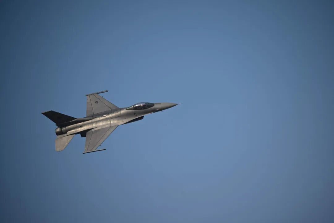 因买美国F-16吵起来了，秘鲁防长外长相继辞职