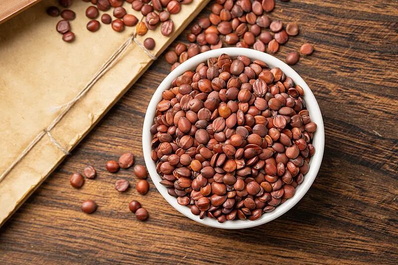 失眠多梦、半夜总醒？试试用它煮水喝！附不同体质搭配方法→