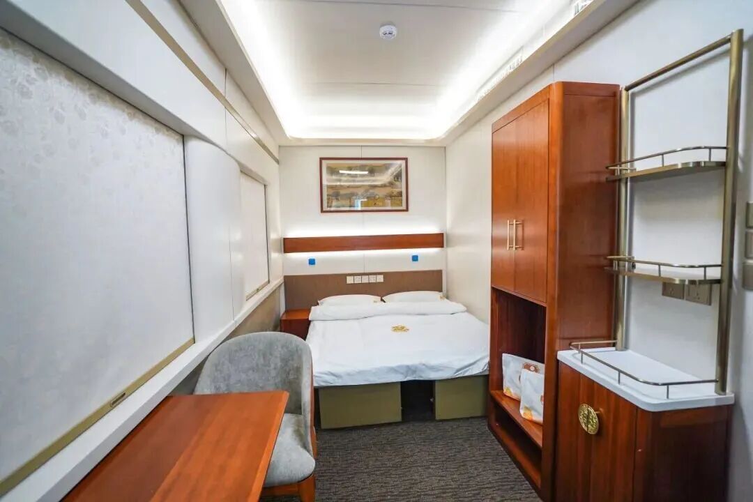 即将首发，全列卧铺+独立卫浴