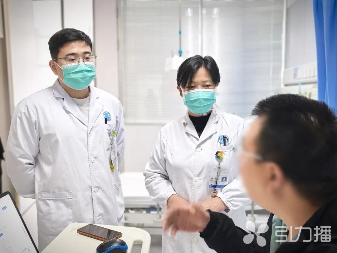 40岁女子腹泻，排出半米长细虫！