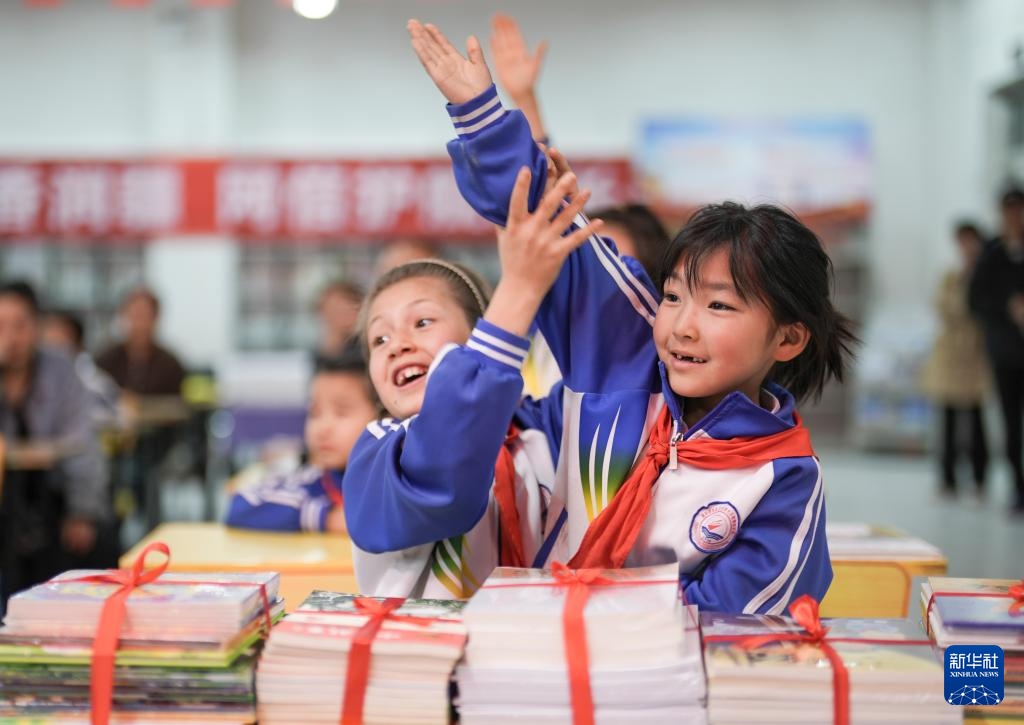 新疆新和：书香润南疆 阅读沁人心