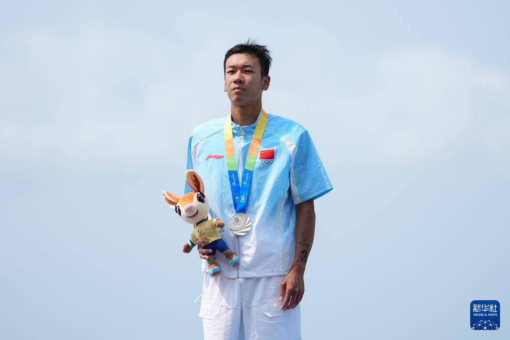 亚沙会游跑两项男子个人赛：中国选手获亚沙会首金