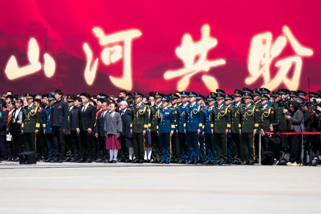 春风里，英烈荣归——第十三批在韩志愿军烈士遗骸归国侧记