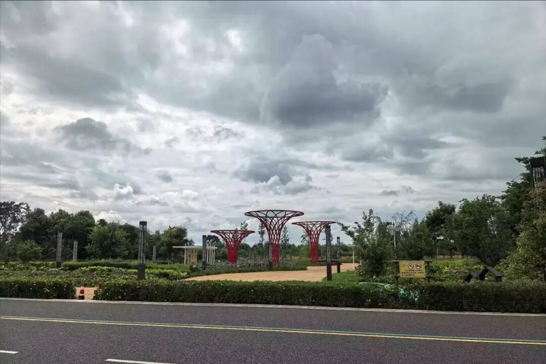 @云南人 强对流天气频发 警惕大风天气