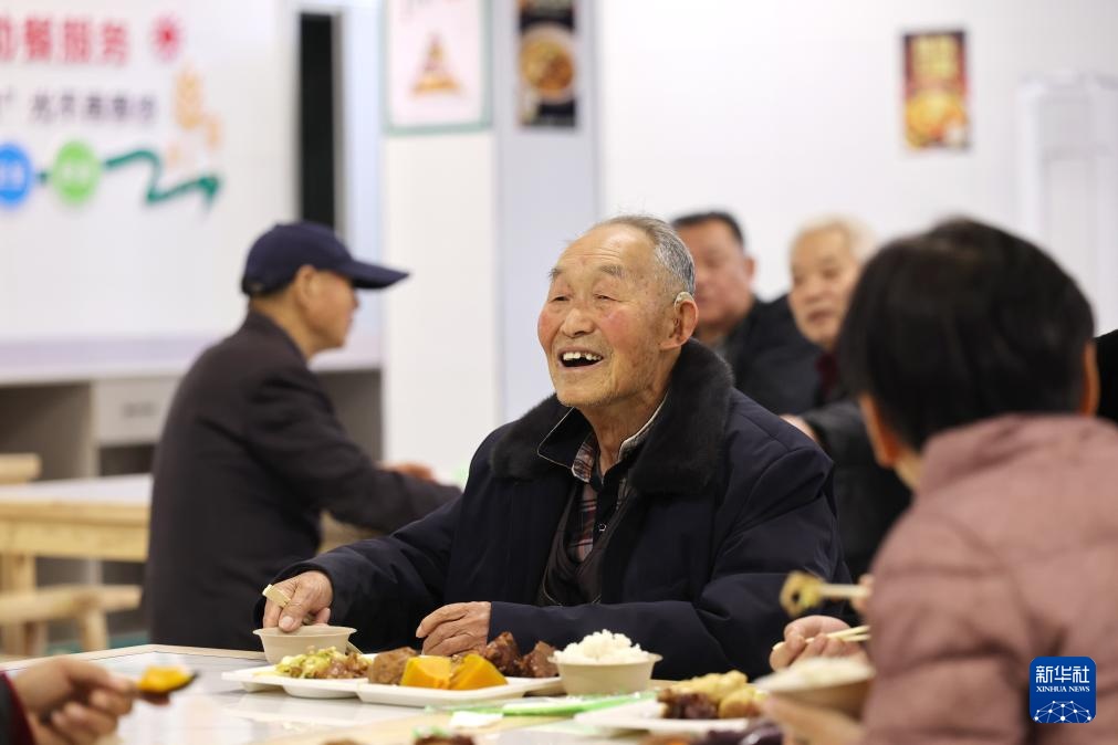 树立和践行正确政绩观丨江苏淮安：盘活闲置资源 爱心食堂暖民心