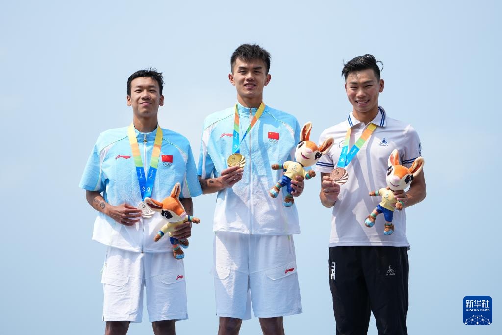 亚沙会游跑两项男子个人赛：中国选手获亚沙会首金