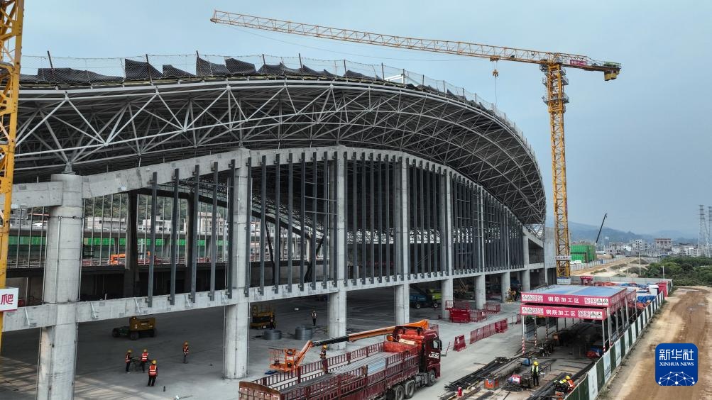 南珠高铁玉岑段工程建设进入冲刺阶段