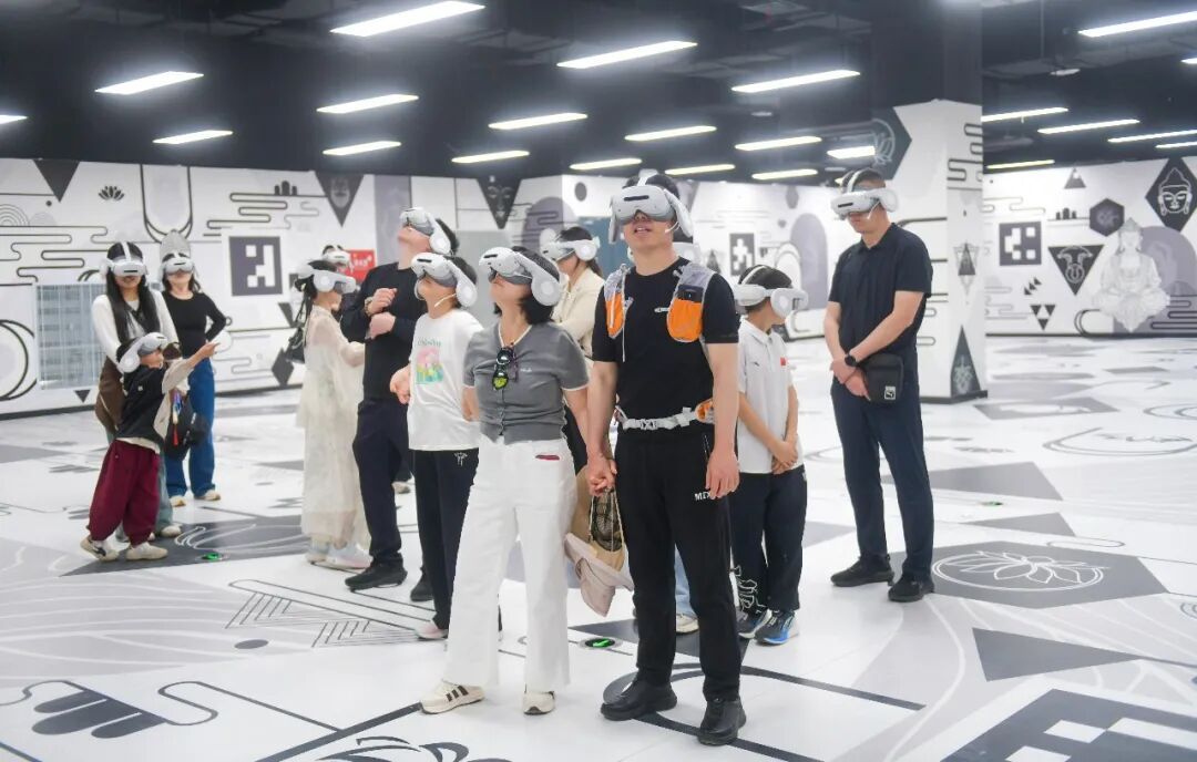 经济热点快评｜一季度拉动GDP增长3.2个百分点，服务业新动能加快成长