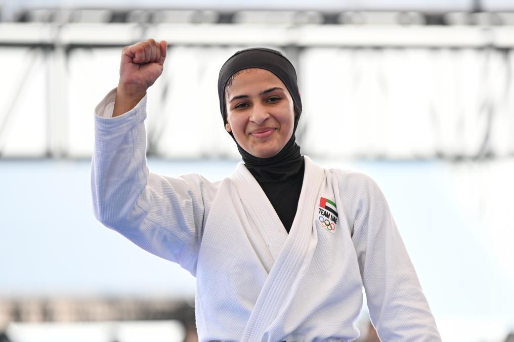 亚沙会全天综合：四海宾朋相聚三亚 中国健儿圆梦首金