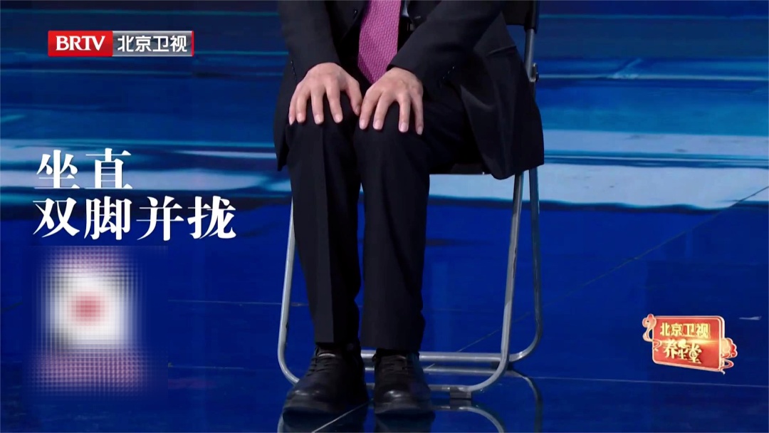 一个常见的习惯堵血管，动动脚预防血栓