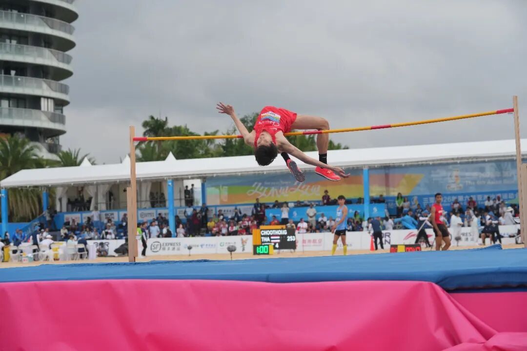 中国队夺得三亚亚沙会男子跳高银牌
