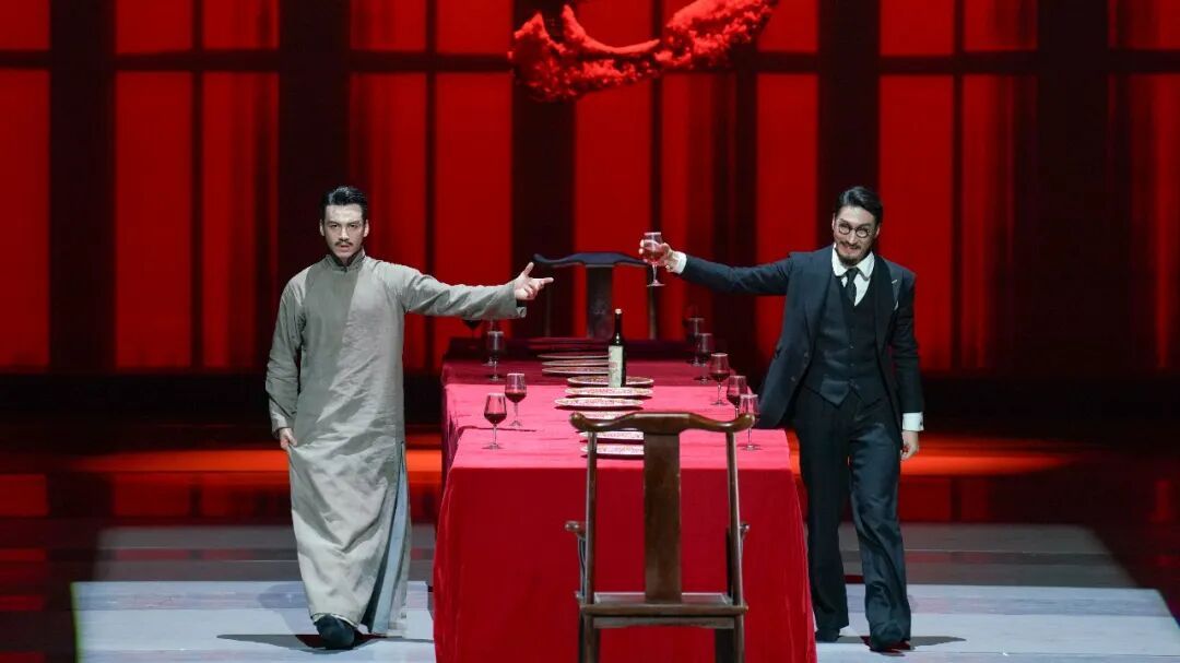 热搜第一！演员脱掉和服致谢，为何令人感动？