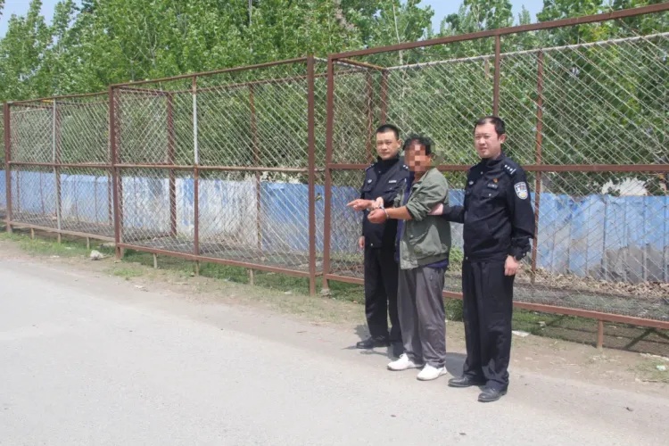 河南警方通报“男子持刀杀害岳父潜逃33年”：33年后在河北落网