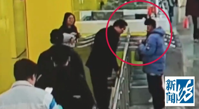 快递员将7999元的手机放买家门口丢失，20多天后，手机“自动报警”了……