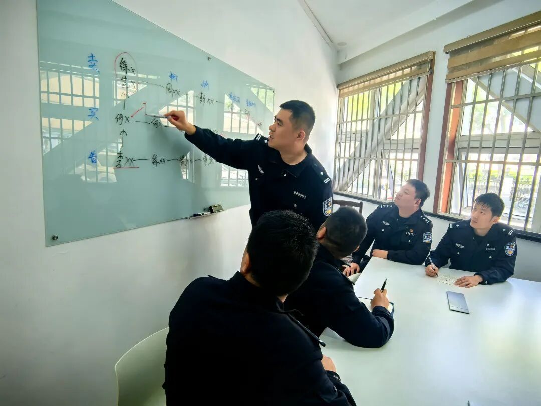 太大胆！房屋买卖交易也造假，专骗这类人群……