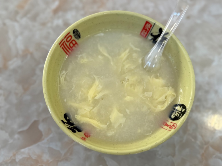 杭州小店一碗免费汤，把好几万网友看馋了！全省IP集合：这不就是我们省汤？！