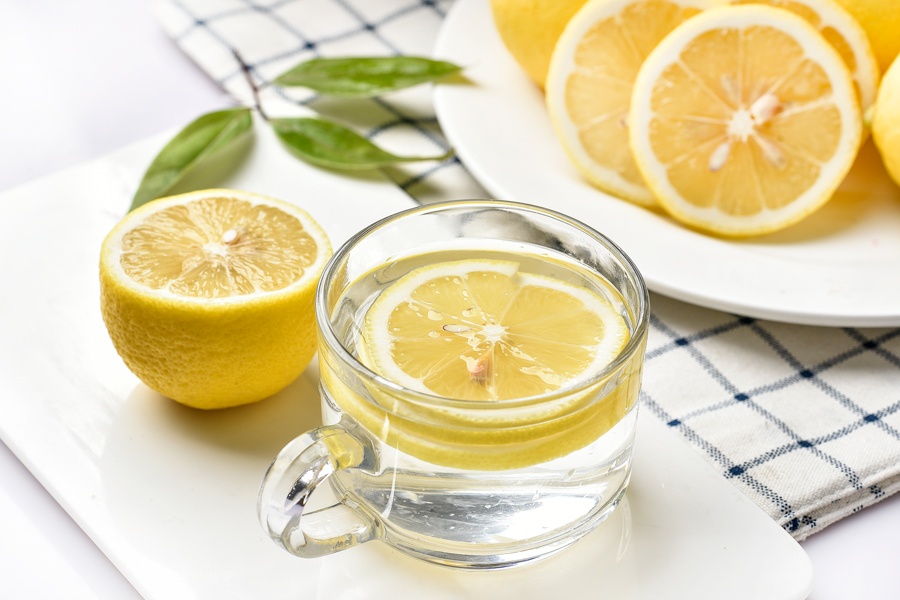 柠檬水虽好，但这几类人不要喝