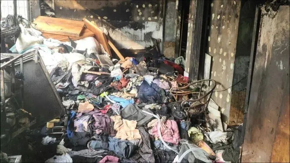 一对夫妇，三年烧了两套房！都是因为这个“坏习惯”……