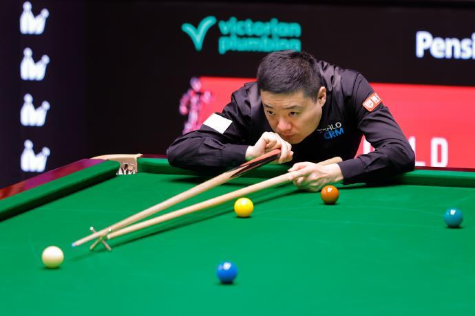 赵心童两阶段9-7领先丁俊晖 &nbsp;“中国德比”今日决胜负