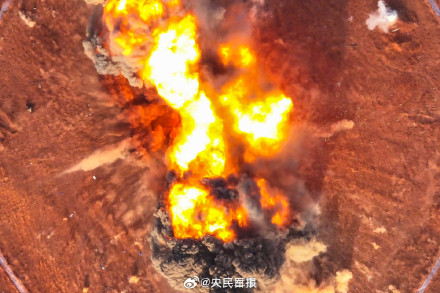 转存收藏！咱家飞机火力全开大片