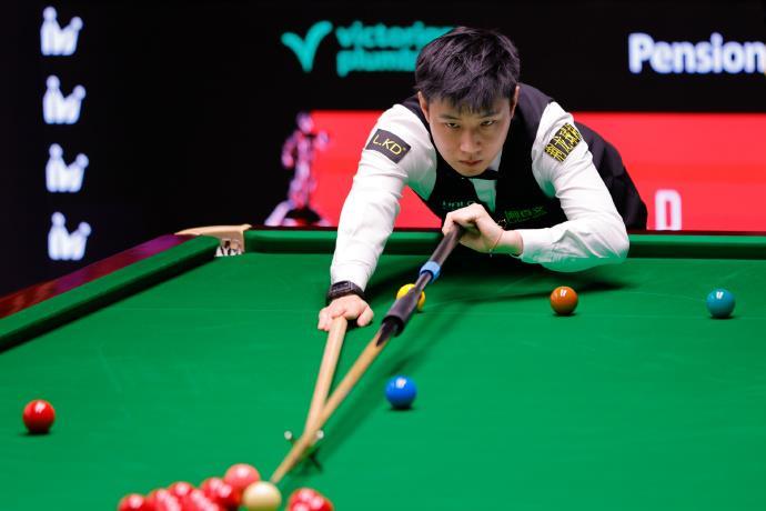 赵心童两阶段9-7领先丁俊晖 &nbsp;“中国德比”今日决胜负