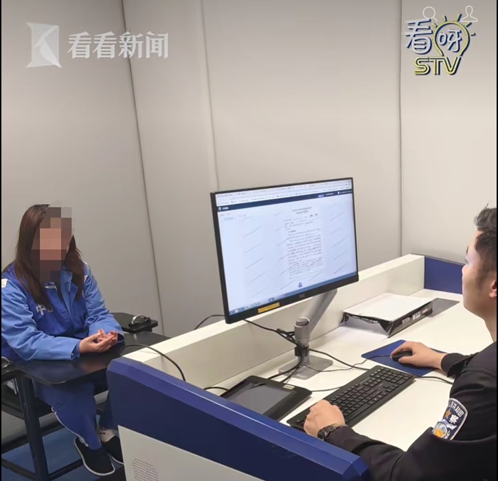 上海地铁2名女子突然大打出手，“脸被抓烂了”！警方通报：两人已被行拘！