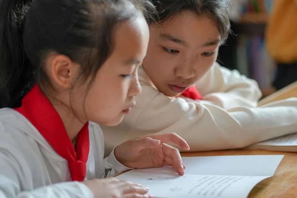 “我是来自上海的大姐姐，想和你交个朋友”