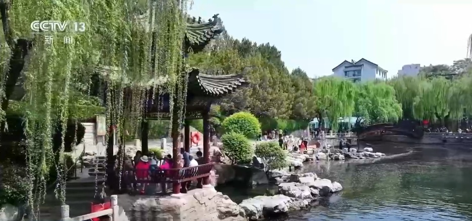 春光正好迎假期 文旅消费暖意浓 多元“微度假”体验解锁小城引流密码