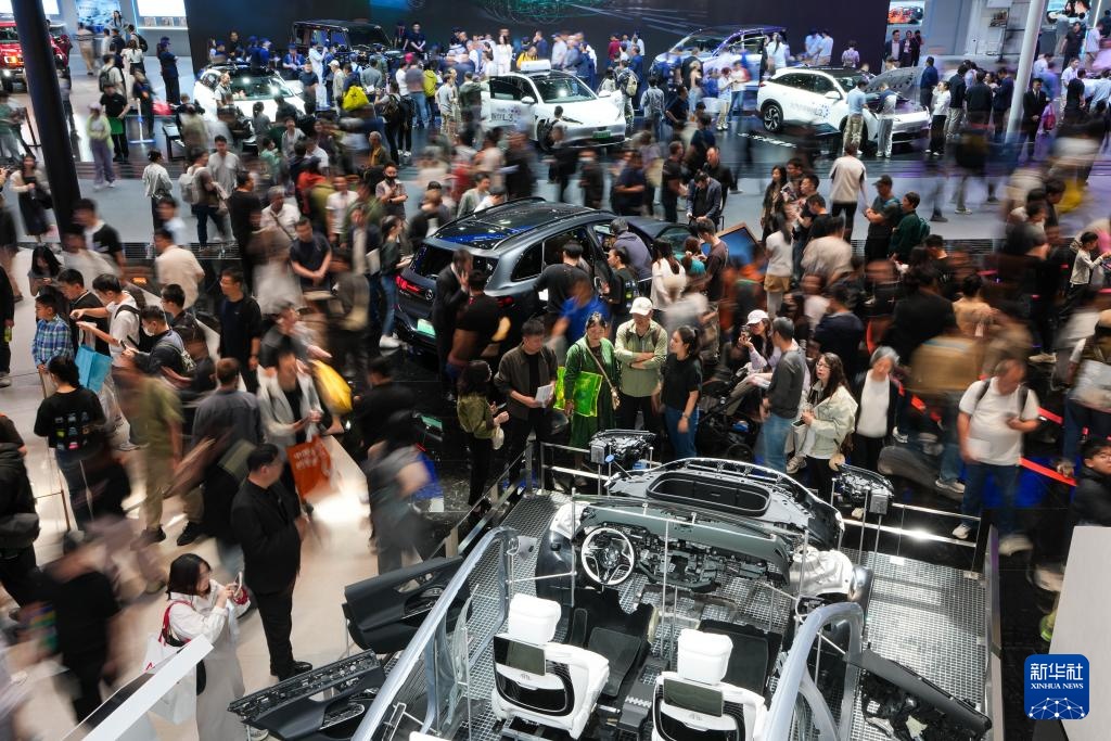 2026北京车展迎来首个专业观众日