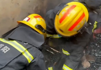 耕田回来家没了？但钱保住了！