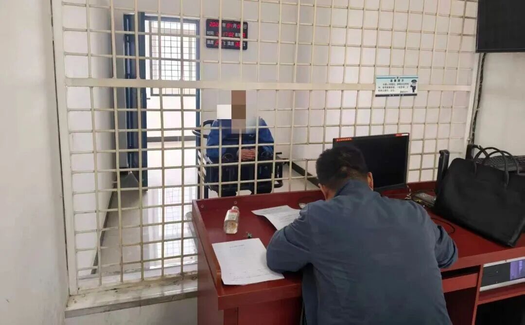 房东短期内将同一套房租给9人，价格9000-16000元不等