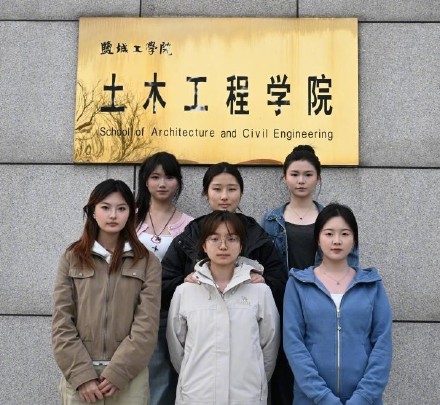 研值拉满两宿舍11人全员上岸