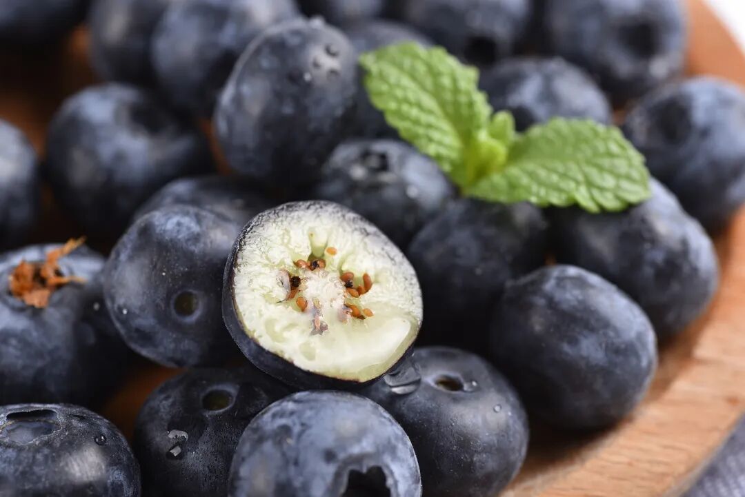 这种应季水果别错过！常吃帮你抗炎、延缓衰老，血糖、血管也受益～