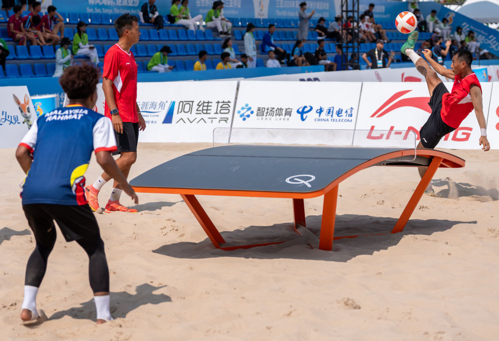 亚沙会小科普：当足球跳上乒乓球桌，学问可不小