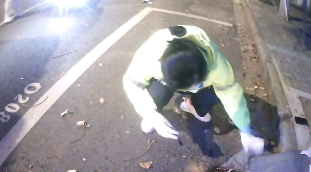 全网点赞！浙江这位长裙女孩，找到了