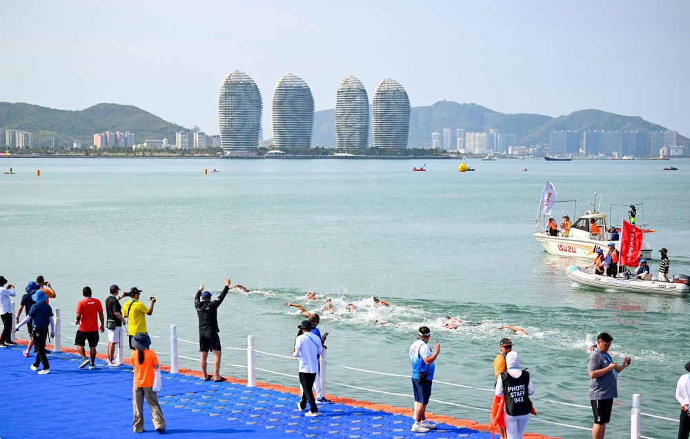 亚沙会张子扬公开水域男子5公里夺金 期待赛事未来有转播