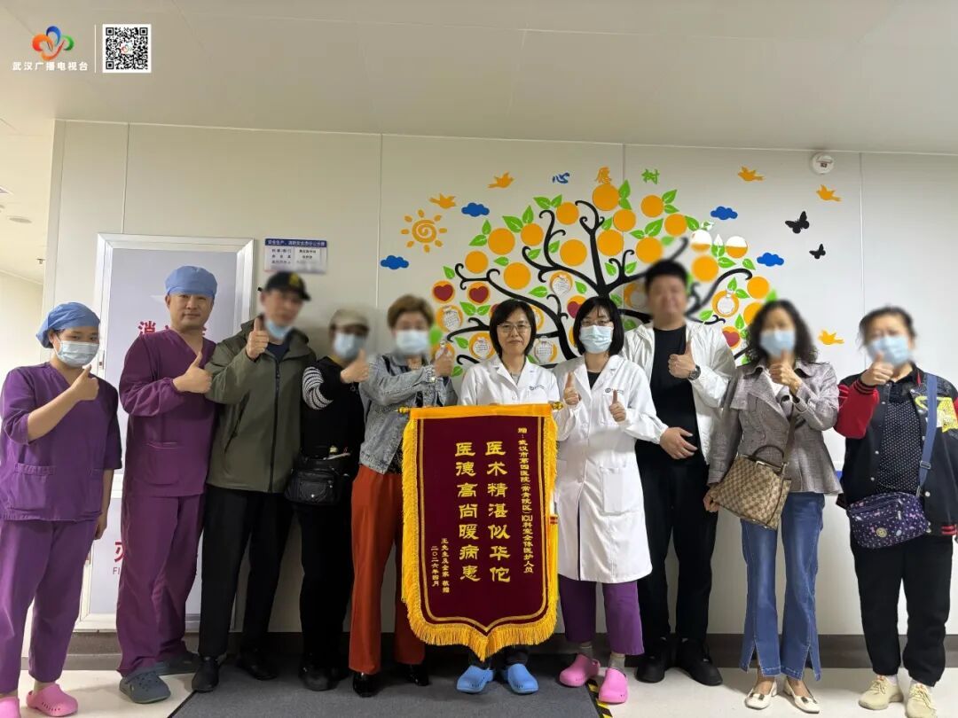 武汉一男子突发“白肺”命悬一线，医生提醒：接触这类动物务必警惕！