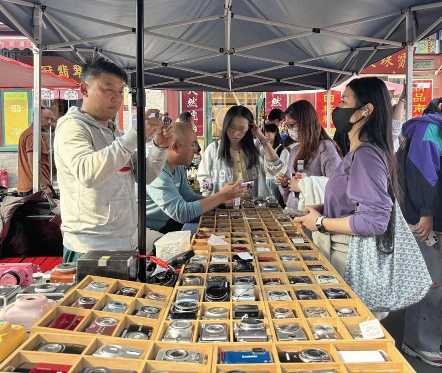 “电子古董”为何让年轻人集体“真香”？