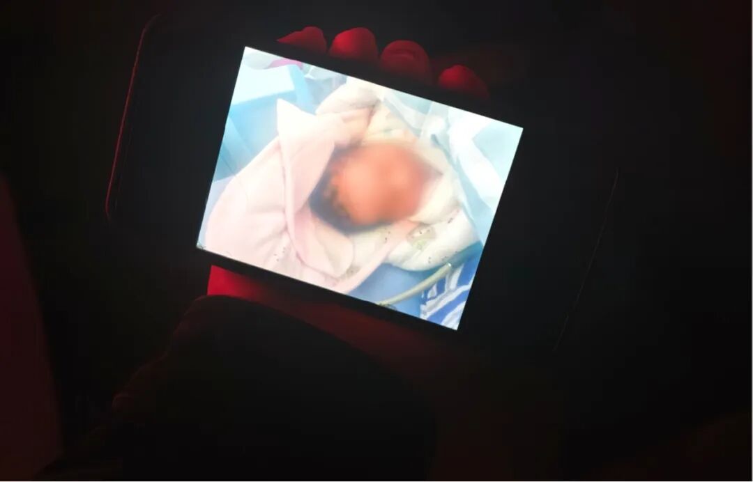 致敬！不能公开真名真容的“王警官”