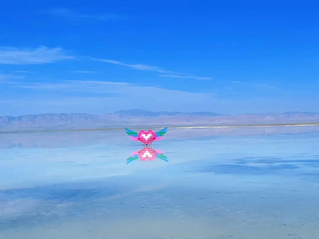 茶卡盐湖心形雕像被吐槽“画蛇添足”，景区：每个人的审美不一样