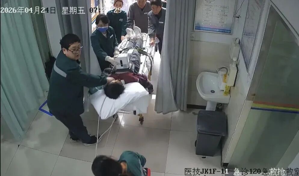 12岁男孩学校晨跑时心脏骤停，13分钟救回