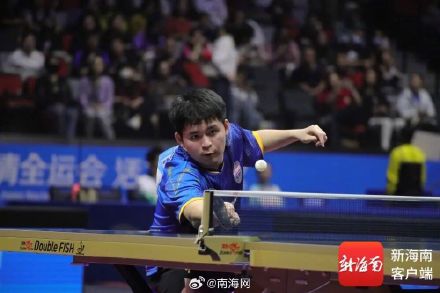 林诗栋随‌国乒出征伦敦世乒赛