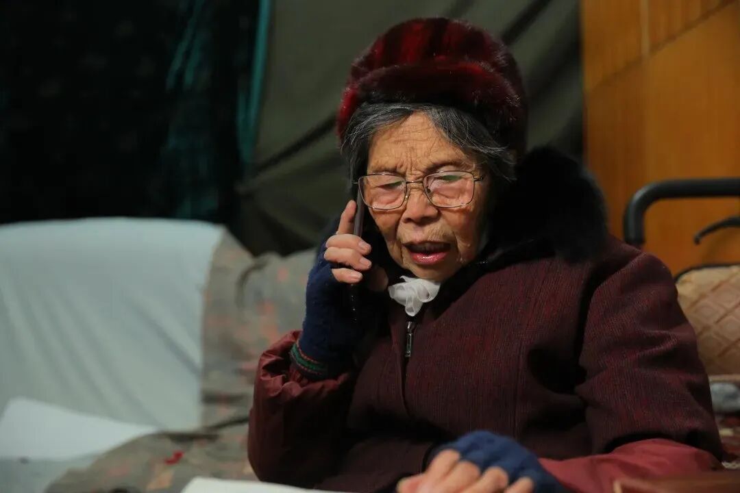 96岁“诚信奶奶”陈金英，用10年还清2077万元的债！