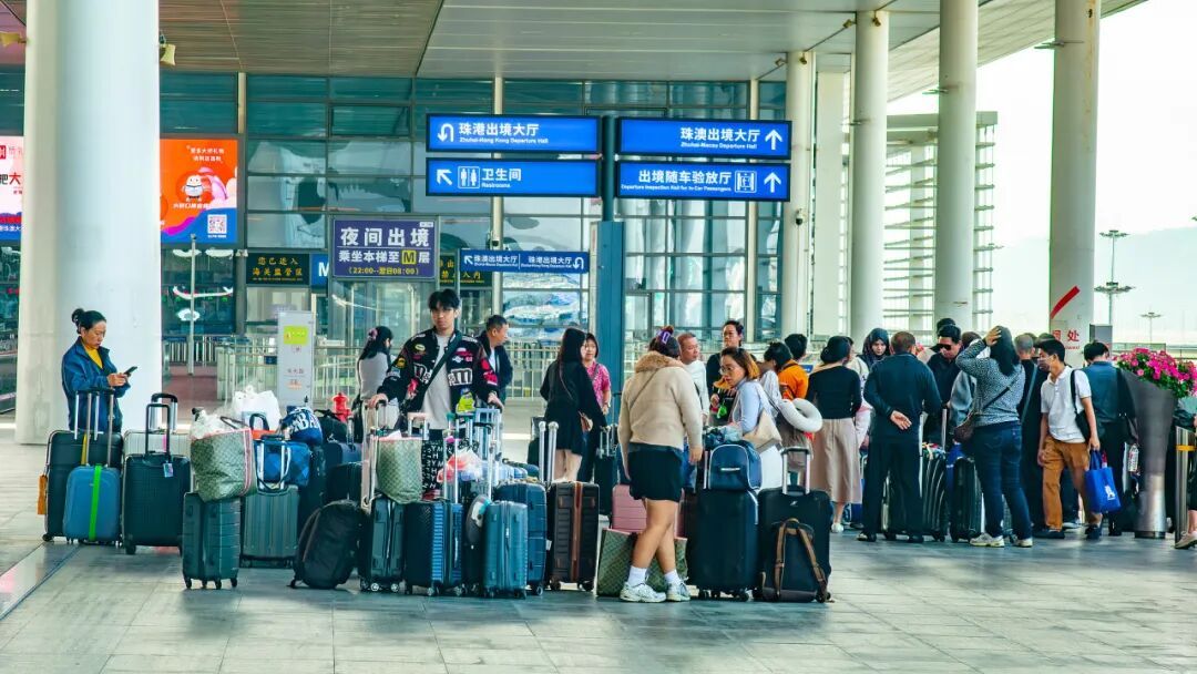 “五一”假期，预计600万人次进出香港