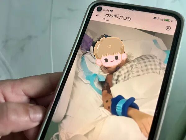 差点“毁容”截肢！男孩高烧40℃全身变黑，只因父母一个疏忽……当前高发季