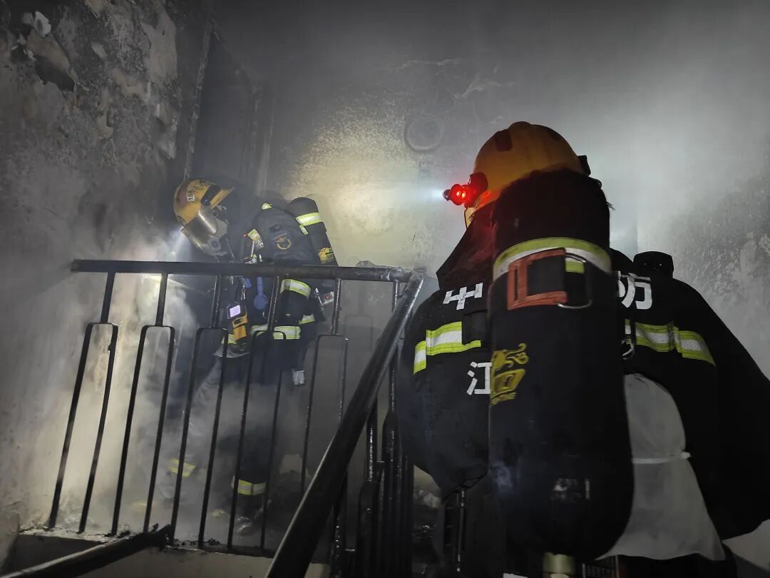 南昌一小区突发火灾！这个“隐形炸弹”千万要当心！