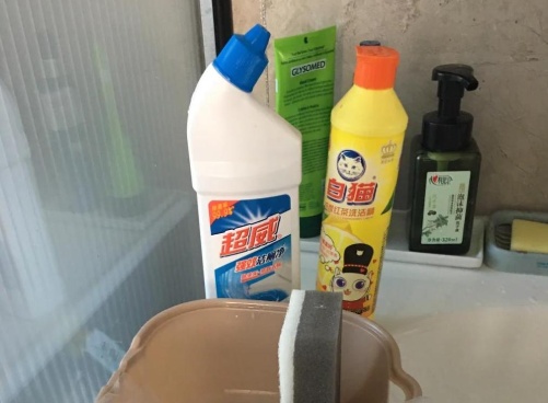 夫妻突然双双中毒，竟因混用这些东西长达半年！紧急提醒：千万别乱搭！